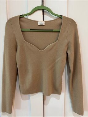 Aritzia Wilfred Beige Square Neck Long Sleeve Top